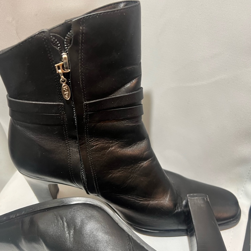 Harley-Davidson Black Leather Heeled Biker Boots Metal Hardware Women’s 7.5 - Picture 8 of 9